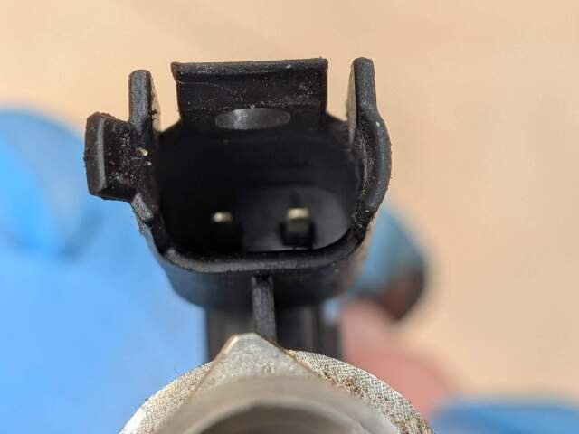 2016 - 2022 BMW 750i G12 Fuel Injector 8638255 N63B44O2