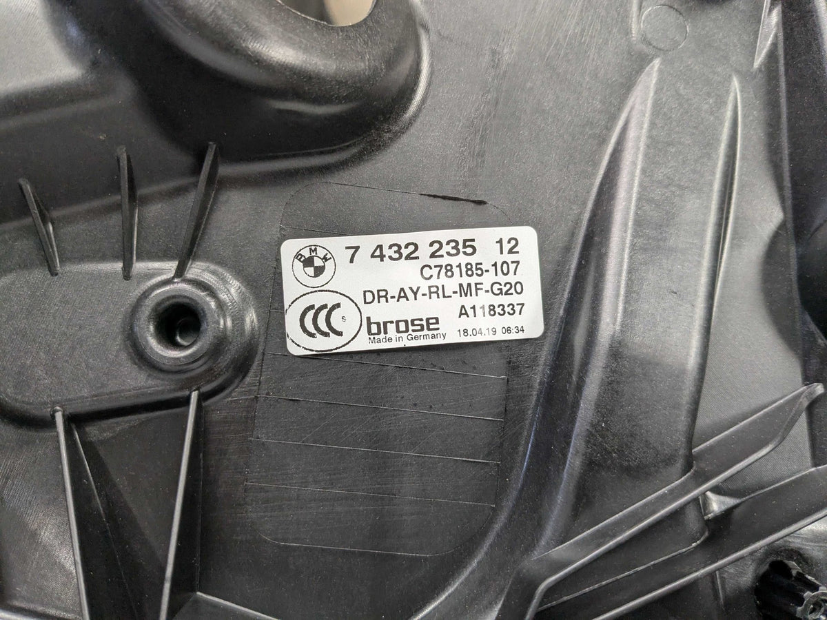2019 BMW 330i G20 Rear Left Driver Door Window Glass Regulator Motor 7432235 OEM BMW G20 G80 330 M340 M3 REAR Left Driver Door Window Regulator Motor OEM