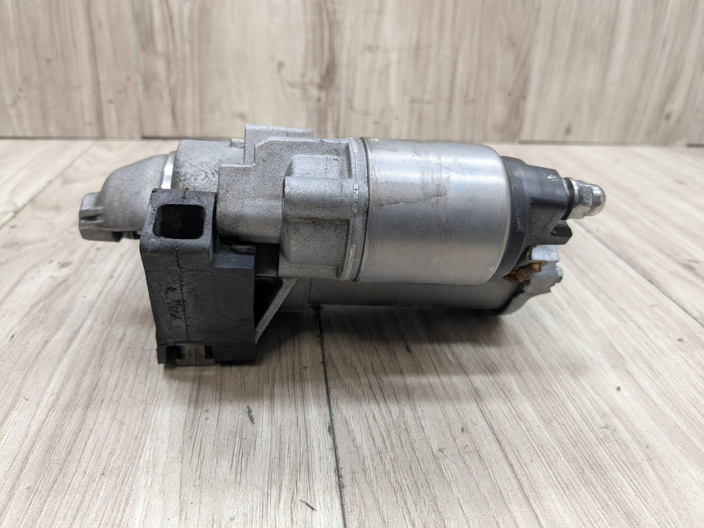 16-21 OEM BMW F22 F30 F32 F33 F36 G01 G30 330 430 530 Engine B46 Starter Motor