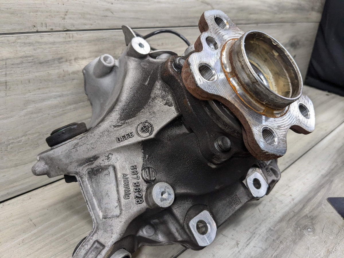 OEM BMW G29 Z4 REAR Right Passenger Side Hub Spindle Knuckle Bearing