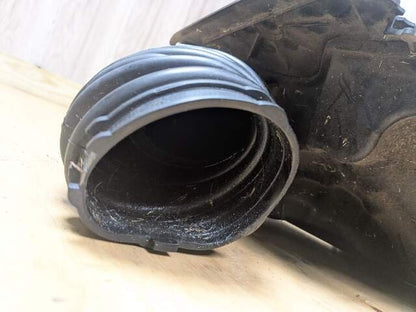 10-14 OEM BMW E70 E71 X5M X6M Engine S63 Air Intake Muffler Filter Box Housing