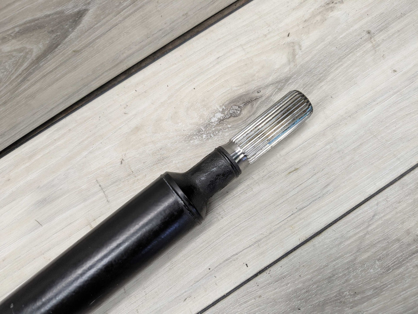 2019 BMW X5 G05 Front Propeller Driveshaft Drive Shaft 8698362 OEM BMW F97 G01 G05 G12 G20 G26 G30 Front Driveshaft Axle Drive Shaft L=809,4MM