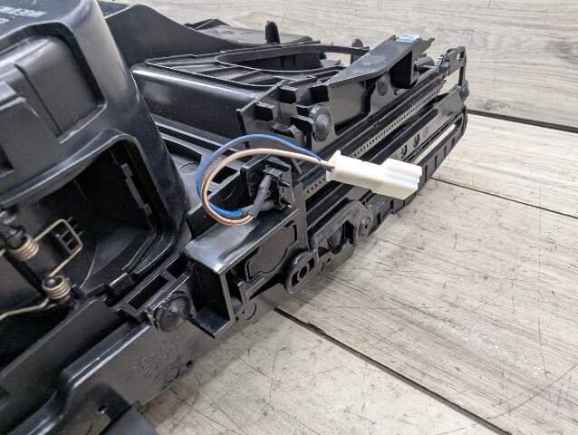 19-26 OEM BMW G05 G06 G07 X5 X6 X7 Center Console Storage Compartment Wood