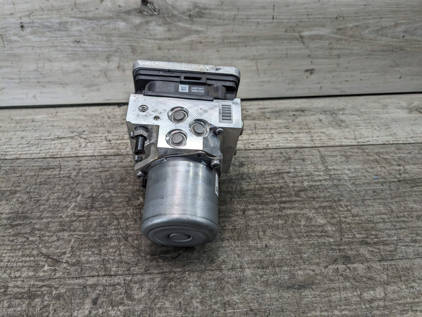 2018 BMW 540i G30 ABS Pump Module 6889210 16-20 OEM BMW G30 G32 G11 G12 750 DSC ABS Pump Computer Unit Anti Lock Brake