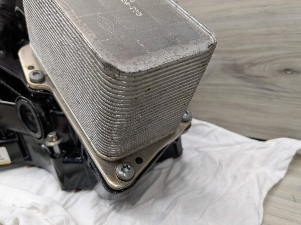 OEM BMW G01 G05 G20 G22 G23 M340 X3 Engine B58 Filter Oil Filter Housing Cooler