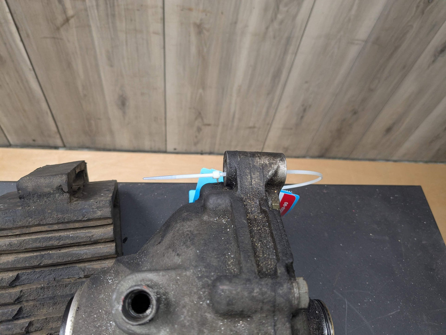 2012 BMW X5 E70 Front Axle Carrier Differential 7602072 10-13 OEM BMW E70 E71 X5M X6M S63 Front Differential Axle Carrier Ratio 3.91