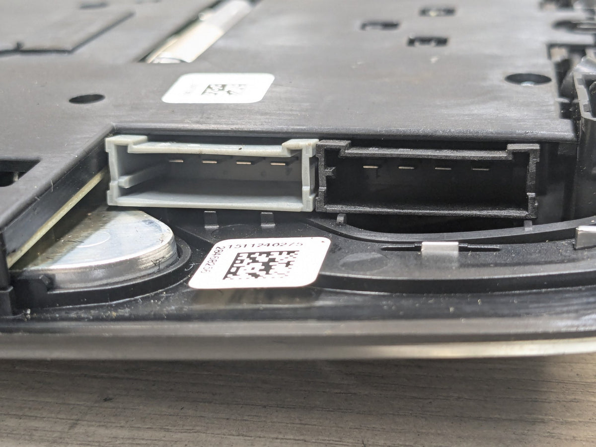 16-19 OEM BMW G12 740 750 M760 B7 Headliner Dome Light Sunroof Control Module
