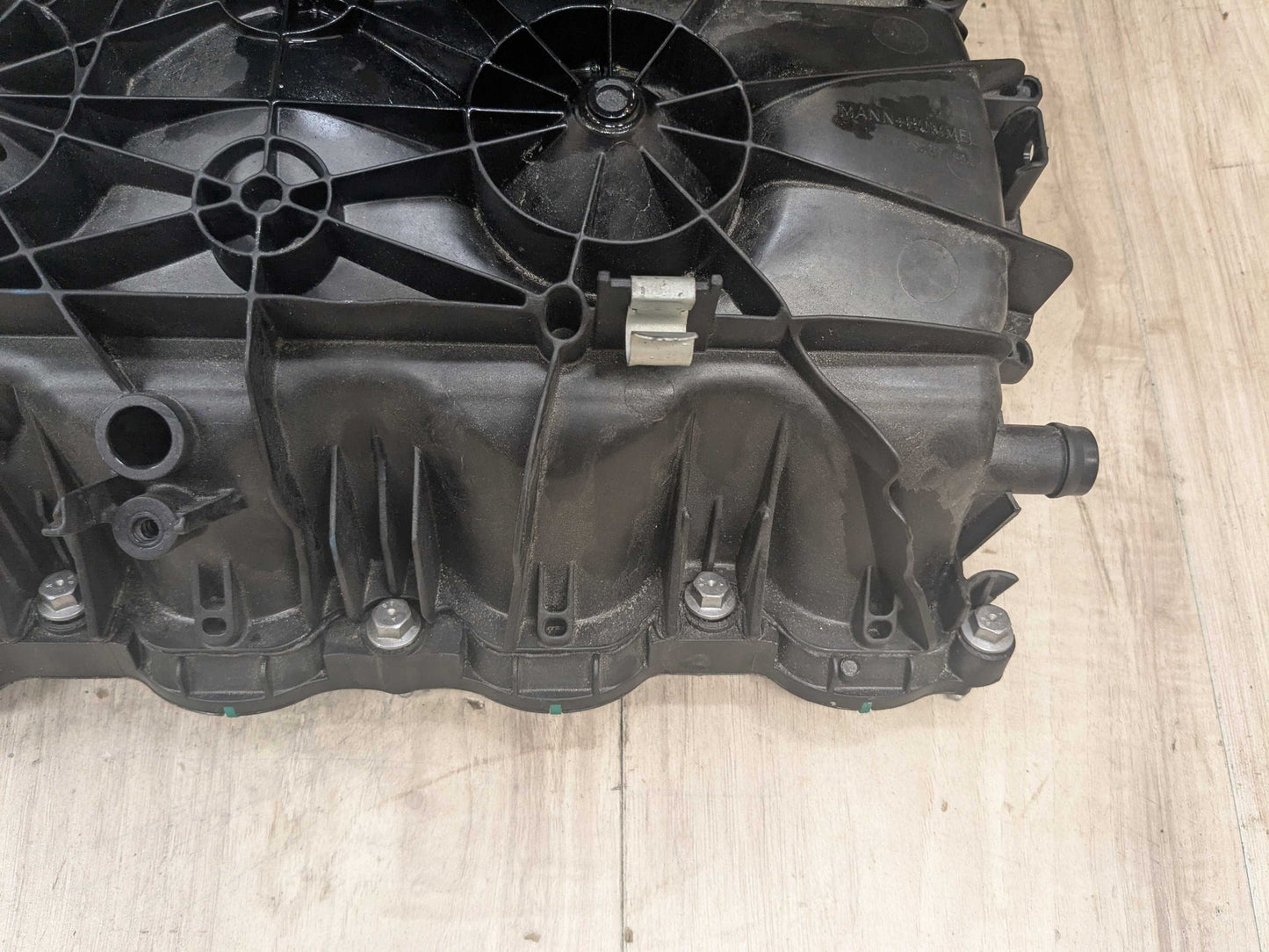 OEM BMW G01 G05 G12 G20 G42 G30 M340 M440 X3 Engine B58 Intake Manifold 8647977
