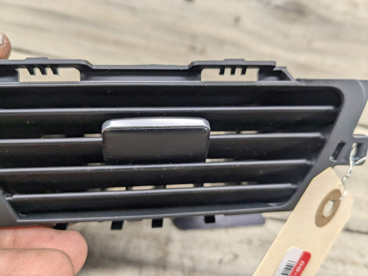 06-13 OEM BMW E90 E92 E93 Right Passanger Side Dashboard Dash Air Vent