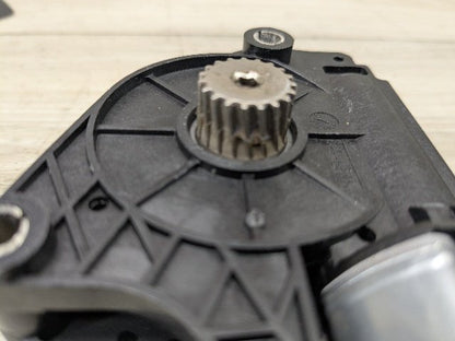 20-24 OEM BMW F44 228 M235 Drive Sun Blindshade Panoramic Roof Actuator Motor
