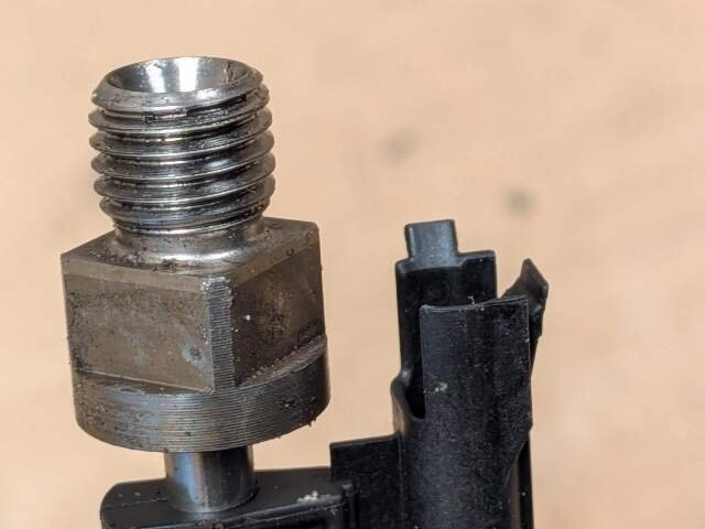 2016 - 2022 BMW 750i G12 Fuel Injector 8638255 N63B44O2