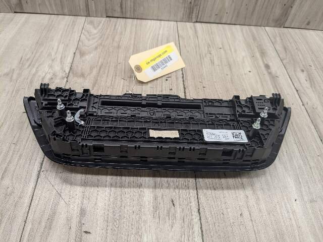 17-20 OEM BMW F90 G30 530 540 M550 AC Climate Control Panel Radio Media Buttons