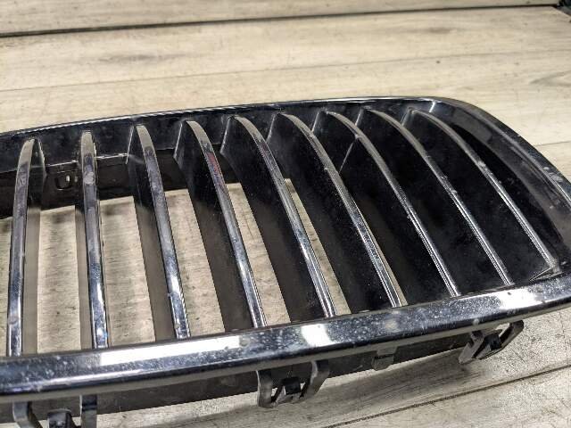 11-13 OEM BMW F10 528 535 550 Front Right Side Bumper Chrome Grille Insert*