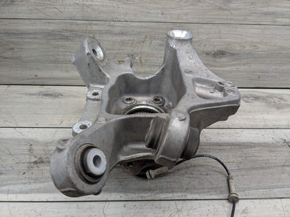 2019 BMW M550i G30 Rear Right Passenger Spindle Knuckle w/ Bearing 6866336 17-23 OEM BMW G30 530 540 M5550 REAR Right Passenger Hub Knuckle Bearing Carrier