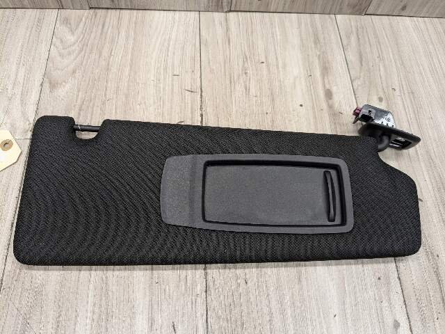 17-20 OEM BMW F90 G30 530 540 M550 M5 Interior Right Passenger Sun Visor Black