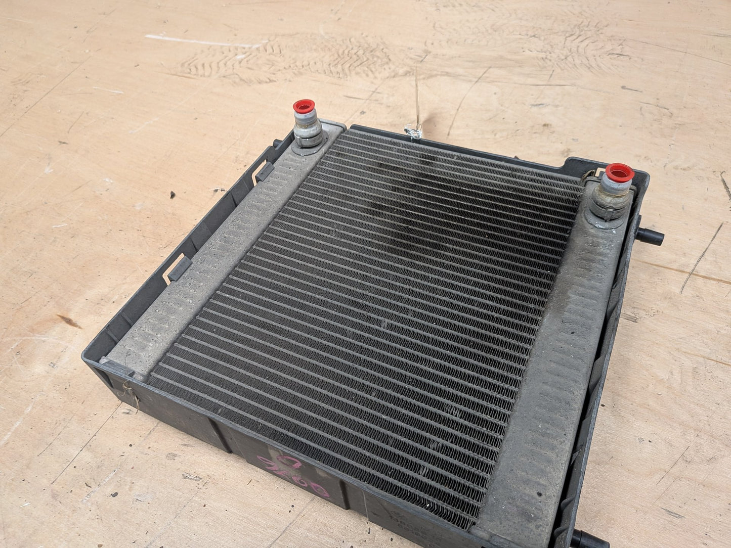 2016-2022 BMW 750i G12 Left or Right Secondary Auxiliary radiator 8619383 OEM BMW F90 F93 G12 G16 G30 M5 M8 Secondary Auxiliary Coolant Remote Radiator