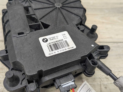 2019 BMW 330i G20 Liftgate Trunk Lid Liftgate Lock Latch Actuators SET 7383561 OEM BMW F90 F97 G01 G12 G22 G30 X3 M5 Trunk Lid Actuator Latch Lock System SET