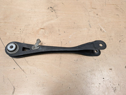 2016-2022 BMW 750i G12 Rear Right Passenger Control Arms SET 6861114