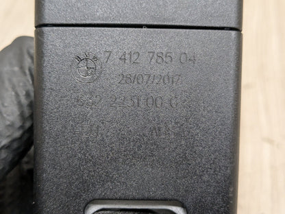 OEM BMW F90 M5 G30 530 540 M550 Rear Center Middle Seatbelt Seat Belt Buckle