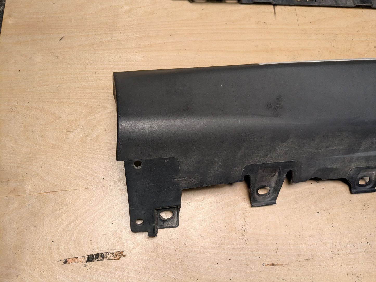 OEM BMW F15 X5 Right Passenger Running Step Board Side Skirt Panel w Bracket