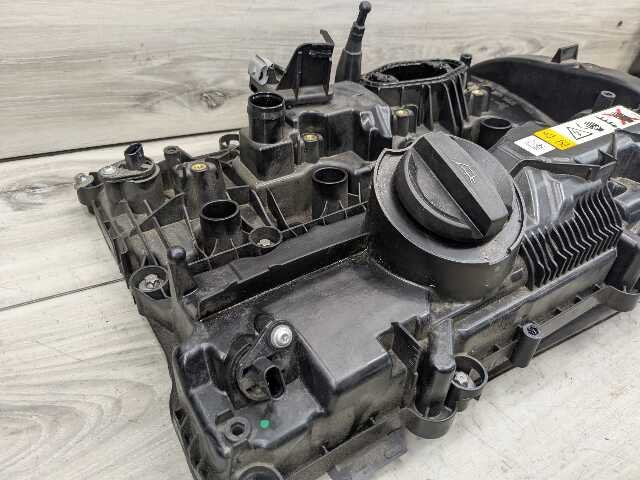 OEM BMW F39 F44 F48 G01 G20 G22 G23 G30 Engine B46 B48 Cylinder Head Valve Cover