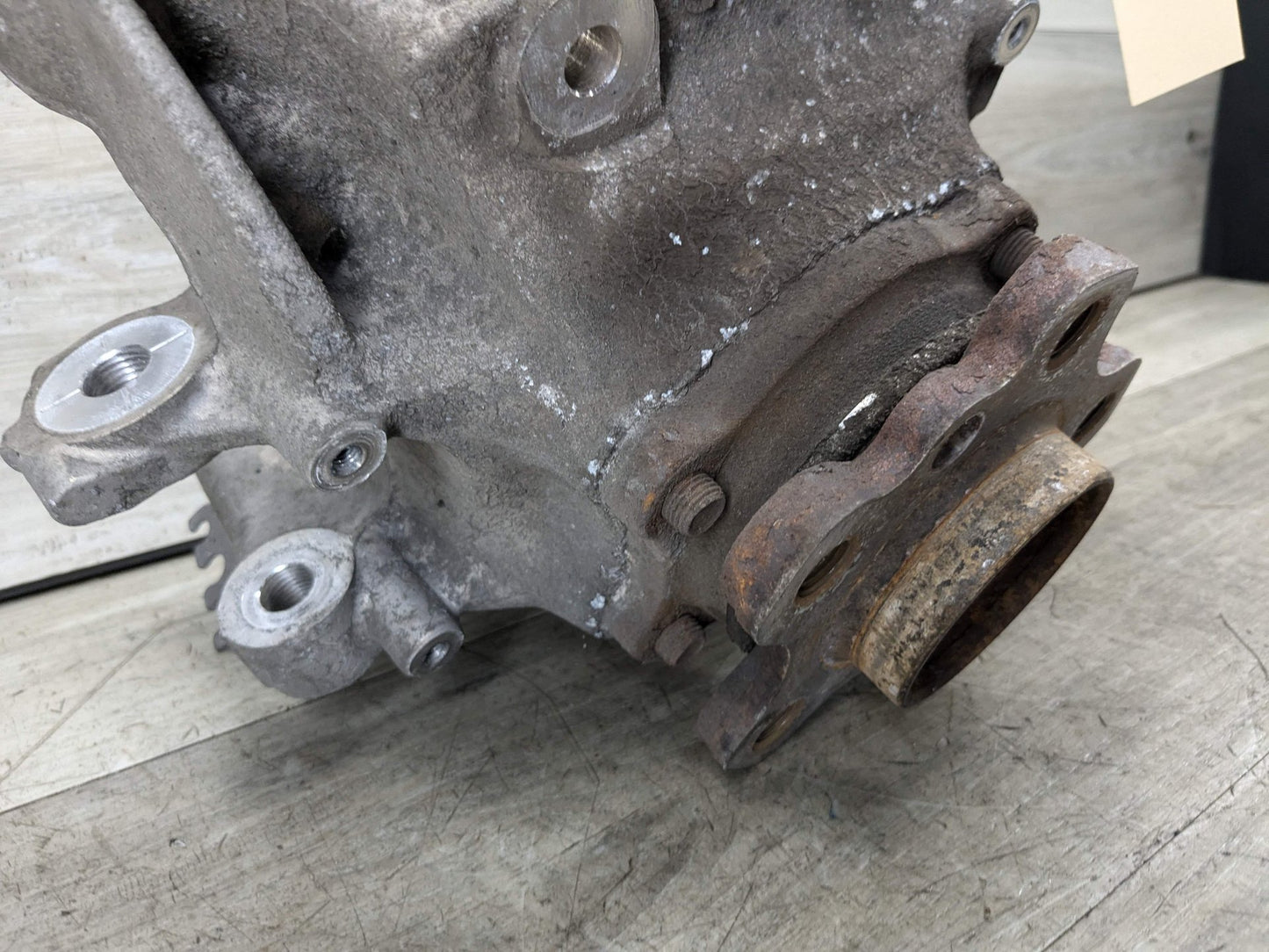 2017 BMW 540i G30 Rear Right Passenger Spindle Knuckle w/ Bearing 6866338 17-23 OEM BMW G30 530 540 M5550 REAR Right Passenger Hub Knuckle Bearing Carrier
