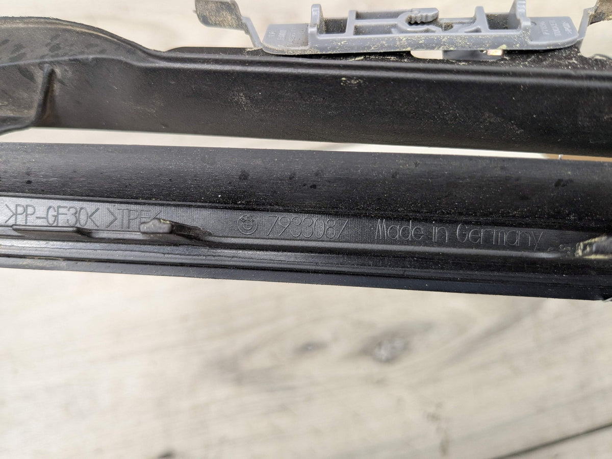 22-24 OEM BMW G26 430 M440 Front Left Right Windshield Side Drip Molding PAIR