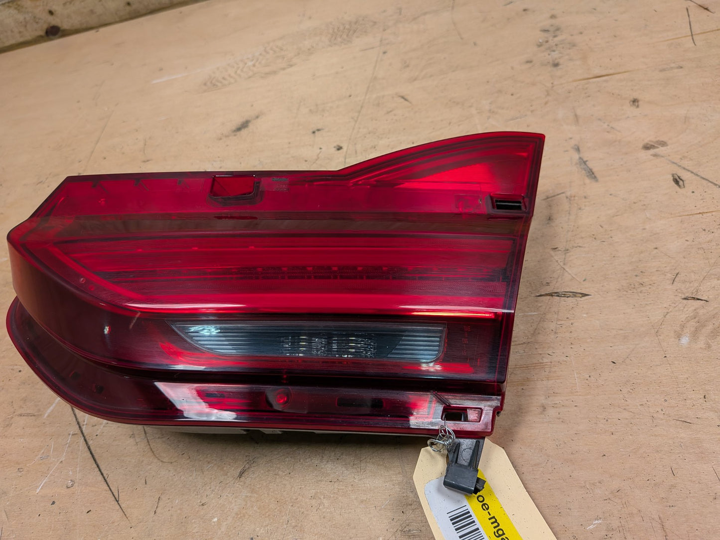 16-19 OEM BMW G11 G12 740 750 Rear Right Passenger Trunk Inner Stop Tail Light