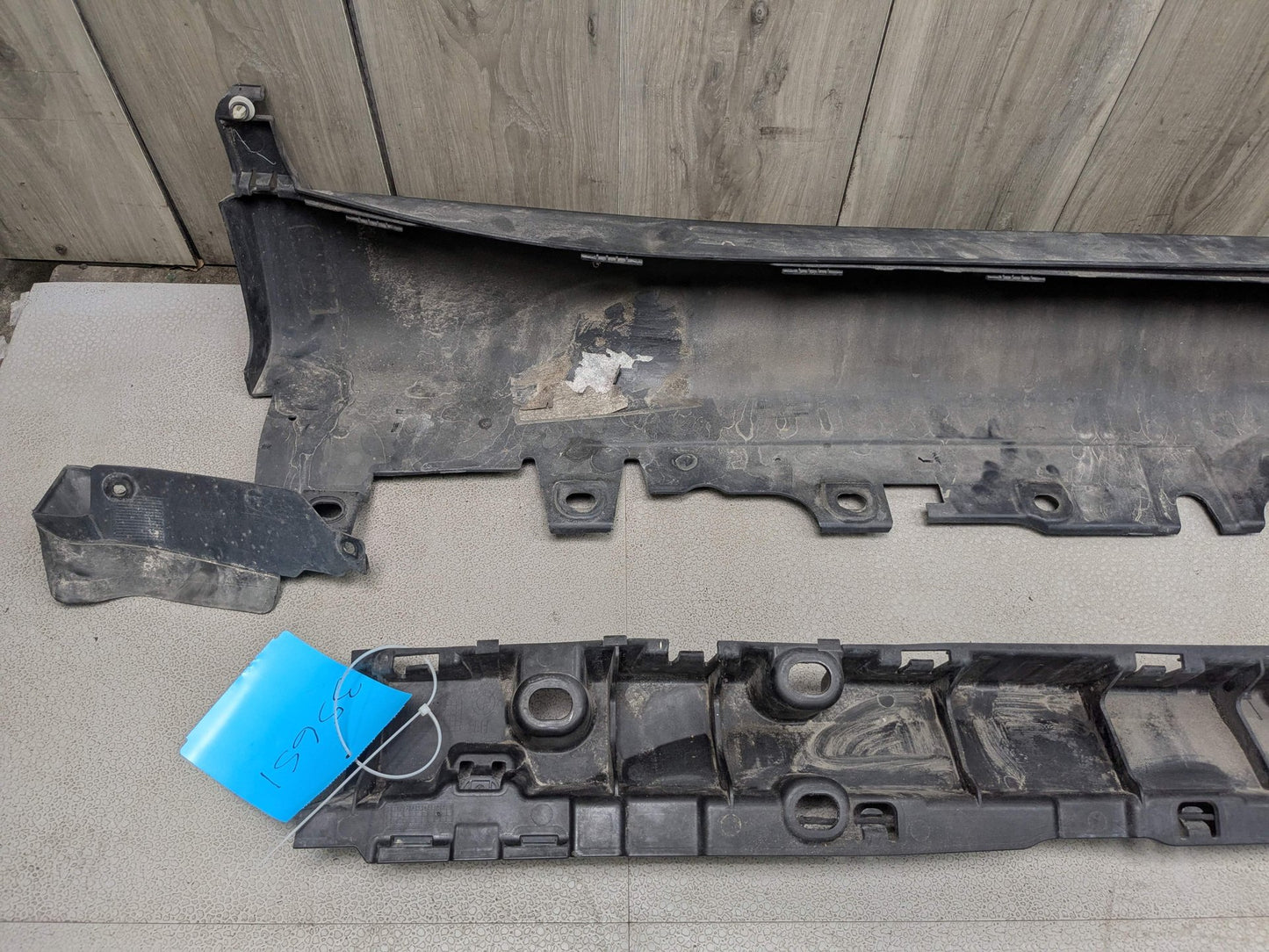 15-19 OEM BMW F16 X6 35 50 Left Driver Side Skirt Rocker Panel