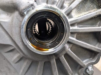 10-20 OEM Mercedes W212 E550 4Matic Front Axle Differential Carrier Ratio 2.47