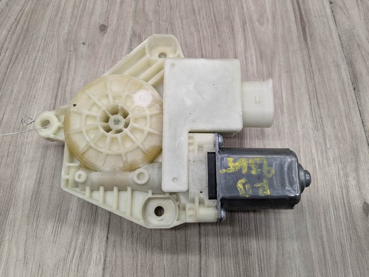 OEM BMW F90 F97 G01 G02 G30 X3 M5 Rear Left Driver Door Window Regulator Motor