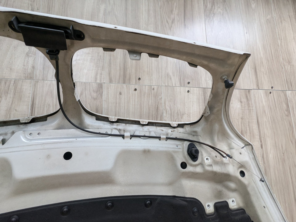 2009 BMW X5 E70 Hood Bonnet Shell Panel ALPINWEISS III (300)