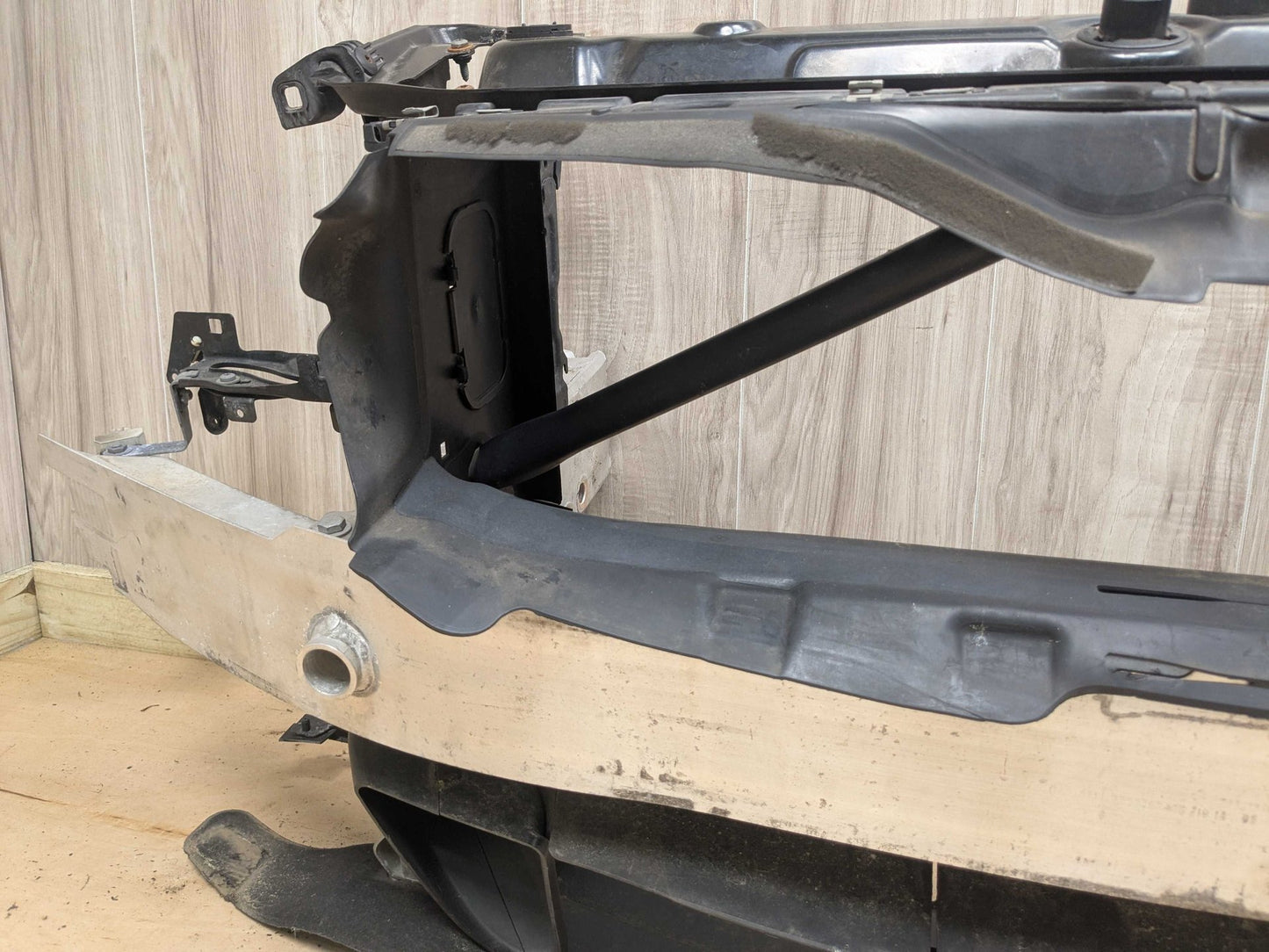 2014 BMW 435i F32 Front Clip Frame Radiator Support Assembly 7255393