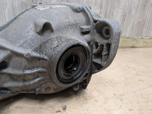 16-22 OEM BMW G11 G12 750 M760 G30* M550 N63 Rear Differential Axle Carrier 2.81