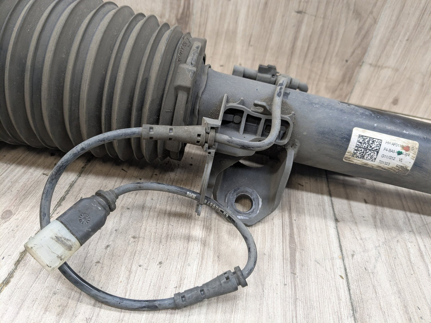 16-22 OEM BMW G11 G12 740 750 Front Drive Side Air Suspension Shock Absorber RWD