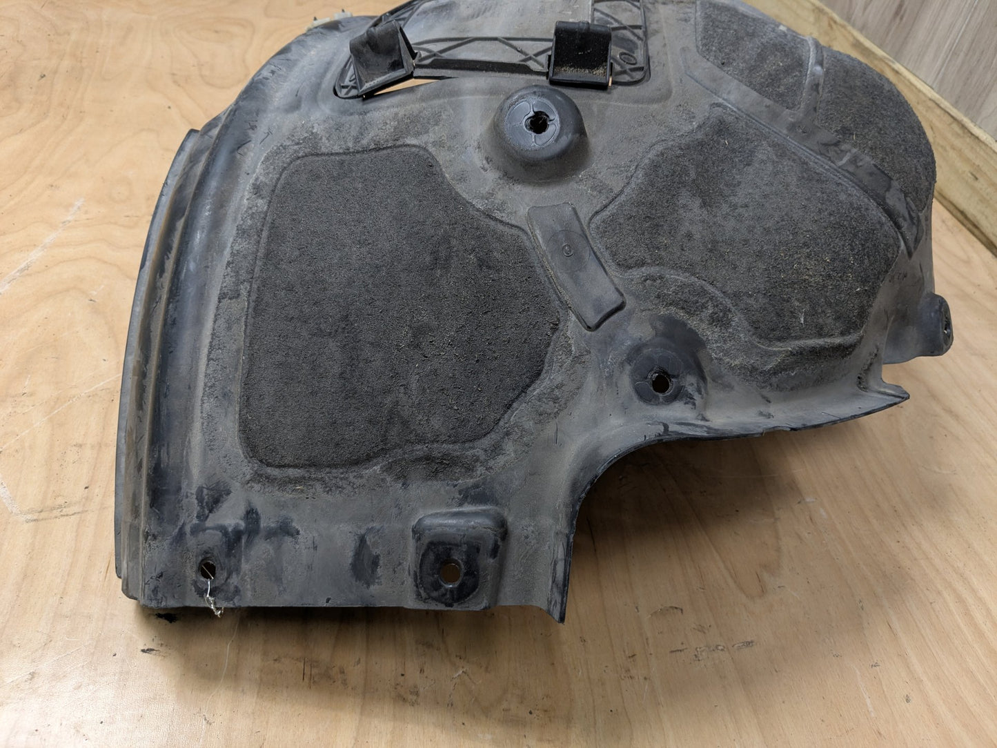 16-19 OEM BMW G11 G12 740 750 Front Left Driver Fender Liner Wheel Splash Shield