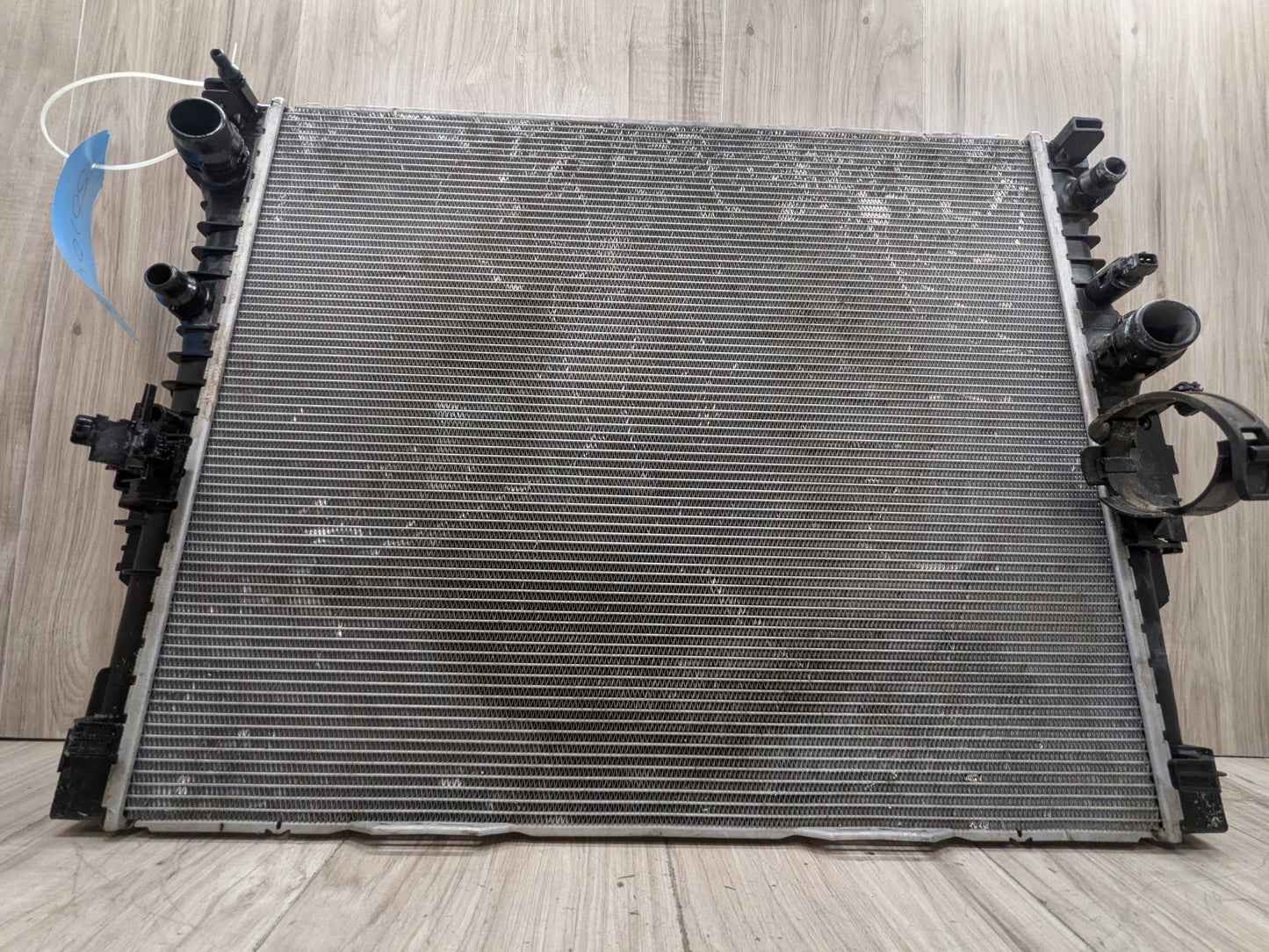 2016 BMW 750i G12 Cooling Radiator 8743667 16-19 OEM BMW G11 G12 G30 750 M550iX Auxiliary Coolant Radiator N63R