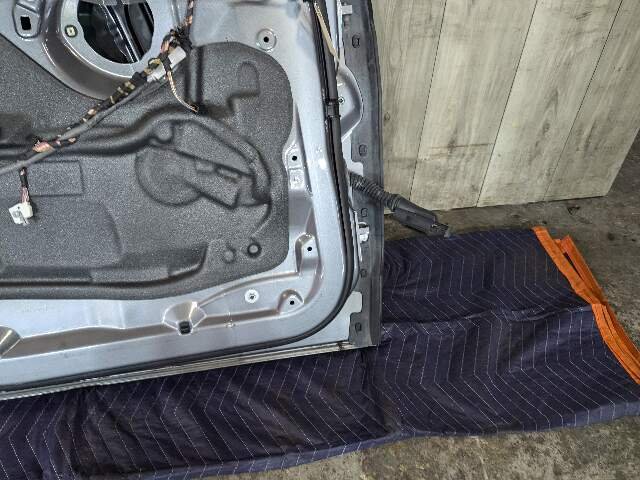 14-18 OEM BMW F15 X5 F85 X5M Front Left Driver Door Shell Panel Gray A52