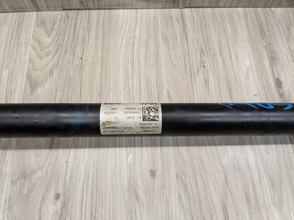 2019 BMW 330i G20 Front Propeller Driveshaft Drive Shaft 9425911 OEM BMW G12 G20 G30 F90 X3 X4 X5 M5 M8 Sedan Drive Shaft Driveshaft Front Output