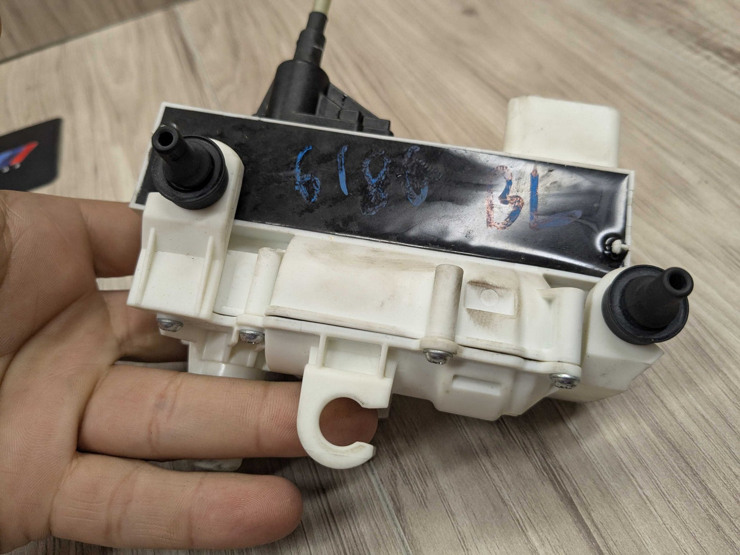 2016 BMW 750i G12 Rear Left Driver Door Latch Lock Actuator w/ Soft Close 2581897 16-22 OEM BMW G11 G12 REAR LEFT DRIVER Side Door Lock Latch Actuator SOFT CLOSE
