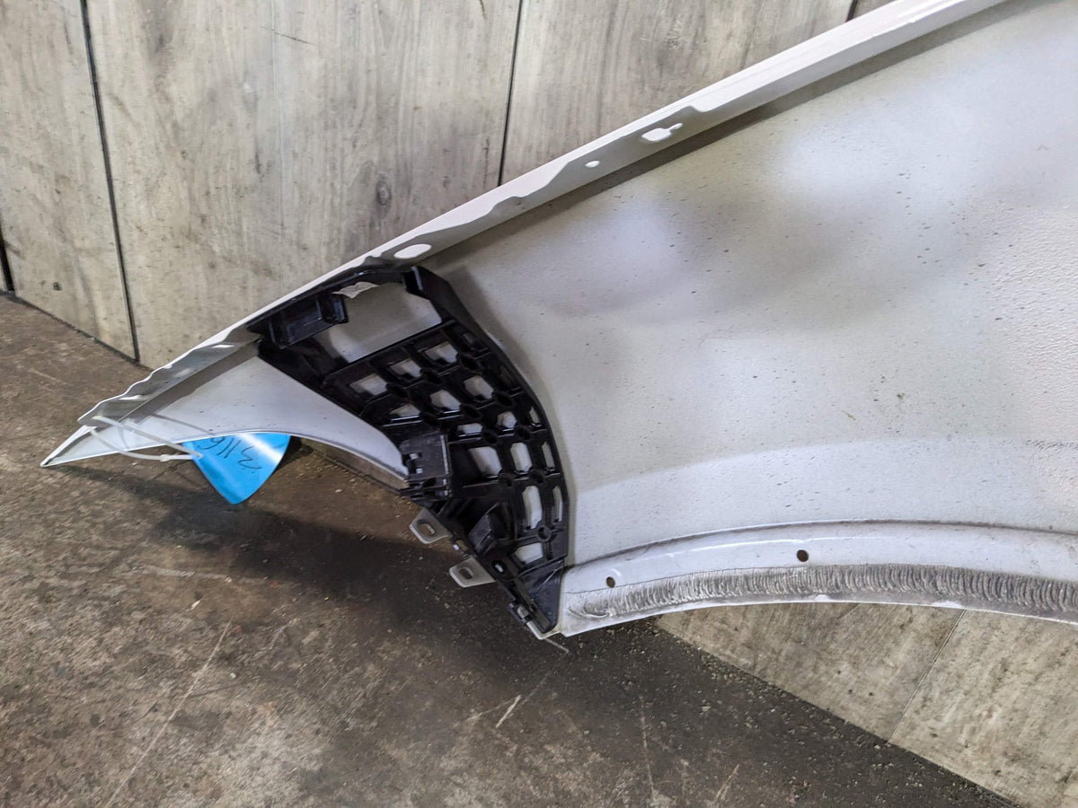 2020 BMW X5 G05 Front Right Passenger Fender Panel White Alpinweiß Iii (300)