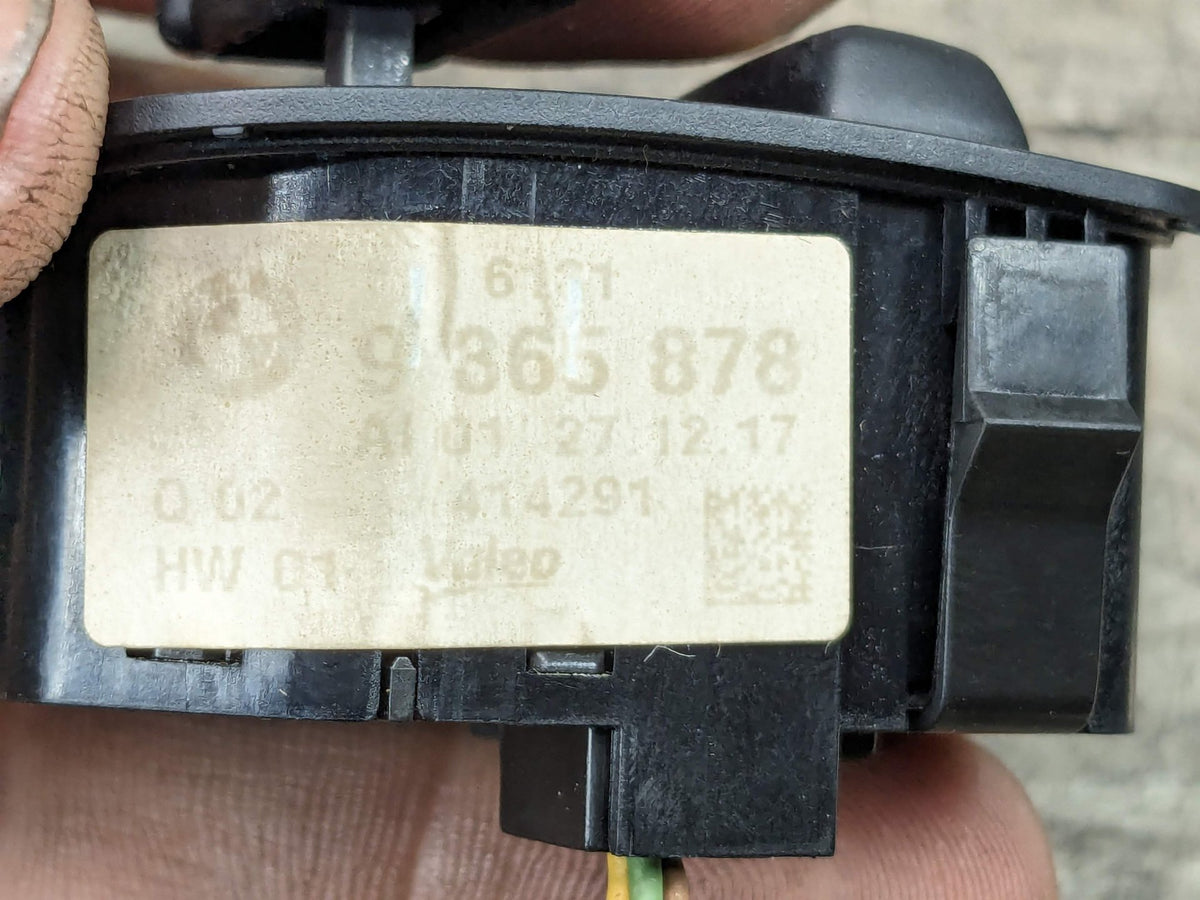 16-19 OEM BMW G11 G12 740 750 Steering Wheel Heat Heating Control Switch Module