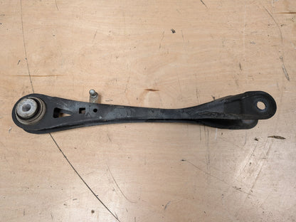 2016-2017 BMW 750i G12 Rear Left Driver Control Arms SET 6870535