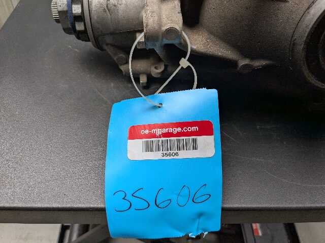 18-24 OEM BMW G01 G02 X3 X4 Rear Differential Axle Carrier Ratio 3.38