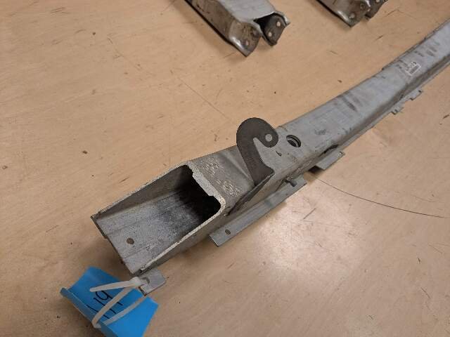 13-15 OEM BMW F01 F02 740 750 760 Front Bumper Reinforcement Rebar w/ Brackets