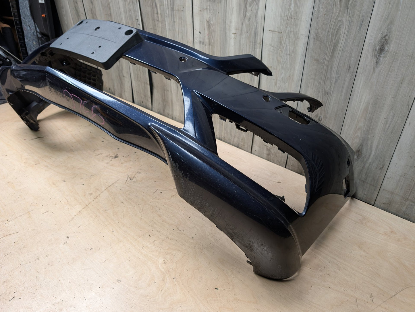 *10-13 OEM Mercedes A207 C207 W207 E350 E550 Front Bumper Cover Panel Blue 890 Blue 890