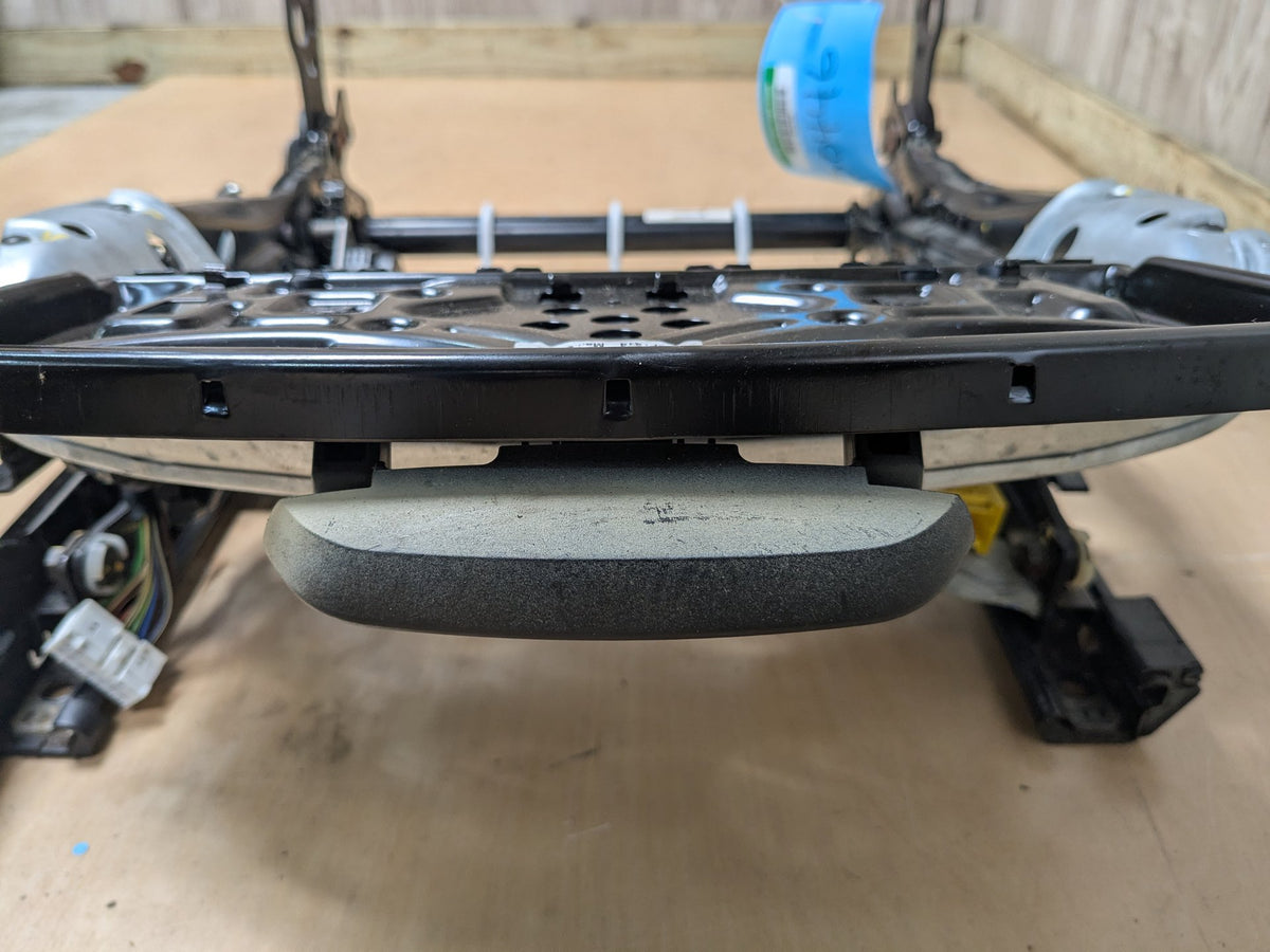 2014 BMW 320i F30 Front Right Passenger Seat Lower Track Frame Assembly 7243530