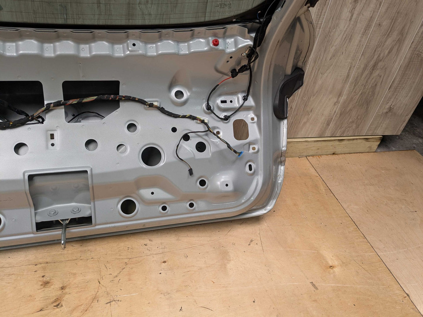 15-19 OEM BMW F16 F86 X6 X6M Rear Liftgate Tailgate Trunk Lid Door Shell Silver Silver GLACIERSILBER METALLIC (A83)