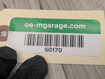 OEM BMW F90 G11 G12 G30 530 540 M550 750 M5 Front Left or Right Seatbelt Buckle