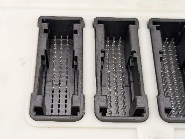 2011 - 2016 BMW 335i F30 Bdc Body Domain Fem Control Module w/ Key 9292653 N55B30M0